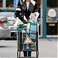 Nom du fichier=CTdoesshoppingforweekendatherlocalWholeFoods_13.jpg
Taille du fichier=434Ko
Dimensions : 1300x1950
Ajouté le : 22 Septembre 2013 CTdoesshoppingforweekendatherlocalWholeFoods_13.jpg
