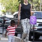Nom du fichier=takesJacksontoCoffeeBeanWestHollywood_04.jpg
Taille du fichier=460Ko
Dimensions : 1334x1850
Ajouté le : 26 Septembre 2013 takesJacksontoCoffeeBeanWestHollywood_04.jpg