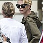 Nom du fichier=CharlizeTheron_leavingBondiIcebergsRestaurant_02.jpg
Taille du fichier=257Ko
Dimensions : 1258x1900
Ajouté le : 26 Novembre 2013 CharlizeTheron_leavingBondiIcebergsRestaurant_02.jpg