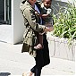 Nom du fichier=CharlizeTheron_leavingBondiIcebergsRestaurant_11.jpg
Taille du fichier=470Ko
Dimensions : 1267x1900
Ajouté le : 26 Novembre 2013 CharlizeTheron_leavingBondiIcebergsRestaurant_11.jpg