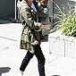 Nom du fichier=CharlizeTheron_leavingBondiIcebergsRestaurant_12.jpg
Taille du fichier=516Ko
Dimensions : 1267x1900
Ajouté le : 26 Novembre 2013 CharlizeTheron_leavingBondiIcebergsRestaurant_12.jpg