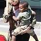 Nom du fichier=CharlizeTheron_leavingBondiIcebergsRestaurant_16.jpg
Taille du fichier=453Ko
Dimensions : 1267x1900
Ajouté le : 26 Novembre 2013 CharlizeTheron_leavingBondiIcebergsRestaurant_16.jpg