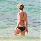 Nom du fichier=CharlizeTheron_wearingabikiniatabeachinHawaii_005.jpg
Taille du fichier=403Ko
Dimensions : 1950x1300
Ajouté le : 31 Décembre 2013 CharlizeTheron_wearingabikiniatabeachinHawaii_005.jpg
