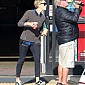 CharlizeTheron_MakesStarbucksRun_01.jpg