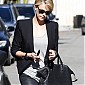 CharlizeTheron_RunsErrandsinHollywood_28.jpg
