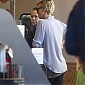 Nom du fichier=strollinginHollywoodbld_20.JPG
Taille du fichier=361Ko
Dimensions : 1523x1750
Ajouté le : 17 Janvier 2014 strollinginHollywoodbld_20.JPG