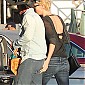 Nom du fichier=CharlizeTheronarrivesWholeFoodsWH_14.jpg
Taille du fichier=156Ko
Dimensions : 783x1024
Ajouté le : 23 Janvier 2014 CharlizeTheronarrivesWholeFoodsWH_14.jpg