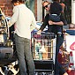 Nom du fichier=CharlizeTheronarrivesWholeFoodsWH_29.jpg
Taille du fichier=180Ko
Dimensions : 801x1024
Ajouté le : 23 Janvier 2014 CharlizeTheronarrivesWholeFoodsWH_29.jpg