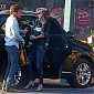 Nom du fichier=CharlizeTheronarrivesWholeFoodsWH_43.jpg
Taille du fichier=601Ko
Dimensions : 1950x1300
Ajouté le : 24 Janvier 2014 CharlizeTheronarrivesWholeFoodsWH_43.jpg