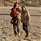 romanticstrollonthebeachduringthesunset_11.jpg