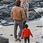 Nom du fichier=OnbeachwithSeanandJackson_12.jpg
Taille du fichier=423Ko
Dimensions : 1300x1950
Ajouté le : 05 Février 2014 OnbeachwithSeanandJackson_12.jpg