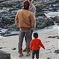 Nom du fichier=OnbeachwithSeanandJackson_14.jpg
Taille du fichier=443Ko
Dimensions : 1300x1950
Ajouté le : 05 Février 2014 OnbeachwithSeanandJackson_14.jpg