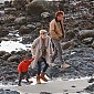 Nom du fichier=OnbeachwithSeanandJackson_40.jpg
Taille du fichier=591Ko
Dimensions : 1950x1300
Ajouté le : 05 Février 2014 OnbeachwithSeanandJackson_40.jpg