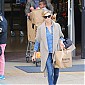 Nom du fichier=goinggroceryshoppingwithSeanandJackson_07.jpg
Taille du fichier=490Ko
Dimensions : 1300x1950
Ajouté le : 05 Février 2014 goinggroceryshoppingwithSeanandJackson_07.jpg