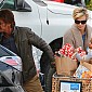 Nom du fichier=goinggroceryshoppingwithSeanandJackson_35.jpg
Taille du fichier=508Ko
Dimensions : 1950x1300
Ajouté le : 05 Février 2014 goinggroceryshoppingwithSeanandJackson_35.jpg