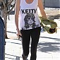 Nom du fichier=hitsYogaClassesinHollywood12fev_20.JPG
Taille du fichier=531Ko
Dimensions : 1193x1950
Ajouté le : 15 Février 2014 hitsYogaClassesinHollywood12fev_20.JPG