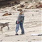 Nom du fichier=CTSeanPennMalibu11mars_17.jpg
Taille du fichier=377Ko
Dimensions : 1307x871
Ajouté le : 14 Mars 2014 CTSeanPennMalibu11mars_17.jpg