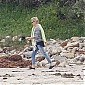 Nom du fichier=CTSeanPennMalibu11mars_28.jpg
Taille du fichier=322Ko
Dimensions : 1145x760
Ajouté le : 14 Mars 2014 CTSeanPennMalibu11mars_28.jpg