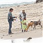 Nom du fichier=CTSeanPennMalibu11mars_36.jpg
Taille du fichier=292Ko
Dimensions : 1188x793
Ajouté le : 14 Mars 2014 CTSeanPennMalibu11mars_36.jpg