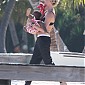 Nom du fichier=visitjacksonduringshootingMiami_09.jpg
Taille du fichier=287Ko
Dimensions : 960x1374
Ajouté le : 21 Mars 2014 visitjacksonduringshootingMiami_09.jpg