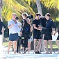Nom du fichier=visitjacksonduringshootingMiami_35.jpg
Taille du fichier=668Ko
Dimensions : 2000x1333
Ajouté le : 21 Mars 2014 visitjacksonduringshootingMiami_35.jpg
