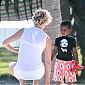 Nom du fichier=visitjacksonduringshootingMiami_65.jpg
Taille du fichier=545Ko
Dimensions : 1333x2000
Ajouté le : 21 Mars 2014 visitjacksonduringshootingMiami_65.jpg