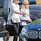 Nom du fichier=CharlizeandSeanAfterlunchwiththeirmotherandJackson_36.jpg
Taille du fichier=521Ko
Dimensions : 1300x1950
Ajouté le : 29 Avril 2014 CharlizeandSeanAfterlunchwiththeirmotherandJackson_36.jpg