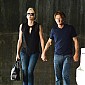 holdinghandswhileouttogetherinLA_13.jpg