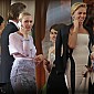 hangsoutandchatswithNaomiWattsatthe2014METGala_01.jpg