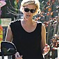 Nom du fichier=CharlizeTheronandJacksonoutofschool_05.jpg
Taille du fichier=135Ko
Dimensions : 772x1024
Ajouté le : 14 Mai 2014 CharlizeTheronandJacksonoutofschool_05.jpg