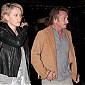 Nom du fichier=CharlizeandSeanleavingaconcertinLA_03.jpg
Taille du fichier=517Ko
Dimensions : 1950x1300
Ajouté le : 04 Juin 2014 CharlizeandSeanleavingaconcertinLA_03.jpg