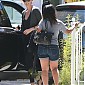CharlizeandSeanPennOutwithJackson_03.jpg