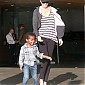 Nom du fichier=andsonJacksonleavingofficebuilding_16.jpg
Taille du fichier=539Ko
Dimensions : 1423x1800
Ajouté le : 23 Novembre 2014 andsonJacksonleavingofficebuilding_16.jpg