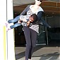 Nom du fichier=andsonJacksonleavingofficebuilding_27.jpg
Taille du fichier=491Ko
Dimensions : 1386x1800
Ajouté le : 23 Novembre 2014 andsonJacksonleavingofficebuilding_27.jpg