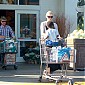 Nom du fichier=CharlizeandSean_outgroceryshoppingatWholeFoods_36.jpg
Taille du fichier=525Ko
Dimensions : 1800x1418
Ajouté le : 02 Décembre 2014 CharlizeandSean_outgroceryshoppingatWholeFoods_36.jpg