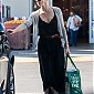 Nom du fichier=CharlizeandSean_outgroceryshoppingatWholeFoods_46.jpg
Taille du fichier=502Ko
Dimensions : 1422x1850
Ajouté le : 02 Décembre 2014 CharlizeandSean_outgroceryshoppingatWholeFoods_46.jpg