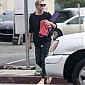 Nom du fichier=CharlizeTheronGoesYogaClassWH5dec_08.jpg
Taille du fichier=136Ko
Dimensions : 879x1024
Ajouté le : 06 Décembre 2014 CharlizeTheronGoesYogaClassWH5dec_08.jpg