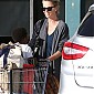 Nom du fichier=CharlizeTherontakessongroceryshopping_01.jpg
Taille du fichier=166Ko
Dimensions : 858x1024
Ajouté le : 27 Décembre 2014 CharlizeTherontakessongroceryshopping_01.jpg