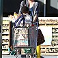 Nom du fichier=CharlizeTherontakessongroceryshopping_04.jpg
Taille du fichier=227Ko
Dimensions : 697x1024
Ajouté le : 27 Décembre 2014 CharlizeTherontakessongroceryshopping_04.jpg