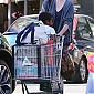Nom du fichier=CharlizeTherontakessongroceryshopping_10.jpg
Taille du fichier=190Ko
Dimensions : 660x1024
Ajouté le : 27 Décembre 2014 CharlizeTherontakessongroceryshopping_10.jpg