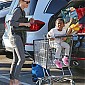 Nom du fichier=CharlizeTherontakessongroceryshopping_18.jpg
Taille du fichier=247Ko
Dimensions : 817x1024
Ajouté le : 27 Décembre 2014 CharlizeTherontakessongroceryshopping_18.jpg