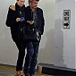 Nom du fichier=CharlizeshareacigarettebreakwithSean_02.jpg
Taille du fichier=472Ko
Dimensions : 1344x1950
Ajouté le : 02 Janvier 2015 CharlizeshareacigarettebreakwithSean_02.jpg