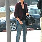 Nom du fichier=CharlizeTheronOutforlunchatTerronisLA_27.jpg
Taille du fichier=460Ko
Dimensions : 1307x1950
Ajouté le : 14 Janvier 2015 CharlizeTheronOutforlunchatTerronisLA_27.jpg
