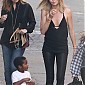Nom du fichier=BroughtMotherGerdaandJacksonTosetForEsquireshoot_06.jpg
Taille du fichier=82Ko
Dimensions : 500x750
Ajouté le : 22 Janvier 2015 BroughtMotherGerdaandJacksonTosetForEsquireshoot_06.jpg