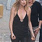 Nom du fichier=BroughtMotherGerdaandJacksonTosetForEsquireshoot_35.jpg
Taille du fichier=404Ko
Dimensions : 1300x1950
Ajouté le : 24 Janvier 2015 BroughtMotherGerdaandJacksonTosetForEsquireshoot_35.jpg