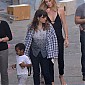Nom du fichier=BroughtMotherGerdaandJacksonTosetForEsquireshoot_44.jpg
Taille du fichier=460Ko
Dimensions : 1375x1900
Ajouté le : 24 Janvier 2015 BroughtMotherGerdaandJacksonTosetForEsquireshoot_44.jpg