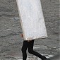 Nom du fichier=BroughtMotherGerdaandJacksonTosetForEsquireshoot_51.jpg
Taille du fichier=540Ko
Dimensions : 1300x1950
Ajouté le : 24 Janvier 2015 BroughtMotherGerdaandJacksonTosetForEsquireshoot_51.jpg