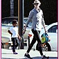 Nom du fichier=Charlize_pikeuphersonfromkarate_00.jpg
Taille du fichier=114Ko
Dimensions : 609x727
Ajouté le : 26 Février 2015 Charlize_pikeuphersonfromkarate_00.jpg