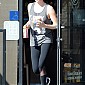 Nom du fichier=afterclassgoestoTheCoffeeBeanandTea_Leaf_08.jpg
Taille du fichier=471Ko
Dimensions : 1234x1850
Ajouté le : 07 Mars 2015 afterclassgoestoTheCoffeeBeanandTea_Leaf_08.jpg