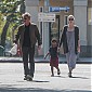 Nom du fichier=SeanandCharlizetakelittleJacksonoutforbrunch_04.jpg
Taille du fichier=279Ko
Dimensions : 1560x1040
Ajouté le : 12 Mars 2015 SeanandCharlizetakelittleJacksonoutforbrunch_04.jpg